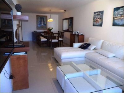 Apartamento en alquiler Playa Brava 3 dormitorios