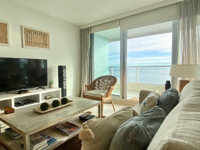 Apartamento en alquiler temporario Playa Mansa 2 dormitorios