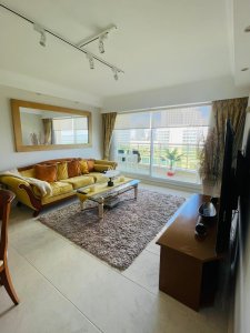 Venta de Apartamento 3 DORMITORIOS en PLAYA MANSA , PUNTA DEL ESTE