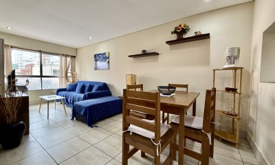 Apartamento de 1 dormitorios y medio en la peninsula.