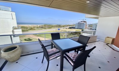 Apartamento en alquiler temporario Playa Brava 4 dormitorios