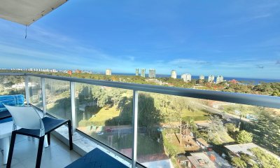 Elegante apartamento de 3 dormitorios punta del este.
