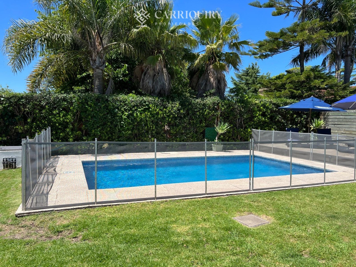 Casa ID.8198 - Casa en Alquiler en Jardines de Córdoba. 6 dormitorios y piscina climatizada