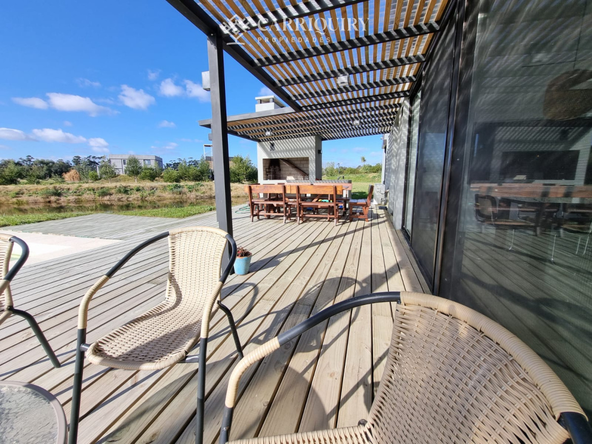 Casa ID.9094 - Oportuidad!!! Casa en venta Barrio privado a minutos de la barra, 3 dormitiorios, increible entorno