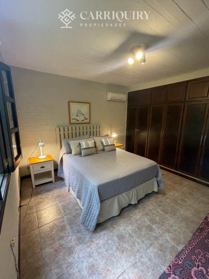 Casa ID.4657/Casa-en-venta-Lugano-5-dormitorios - Casa en venta Lugano 5 dormitorios