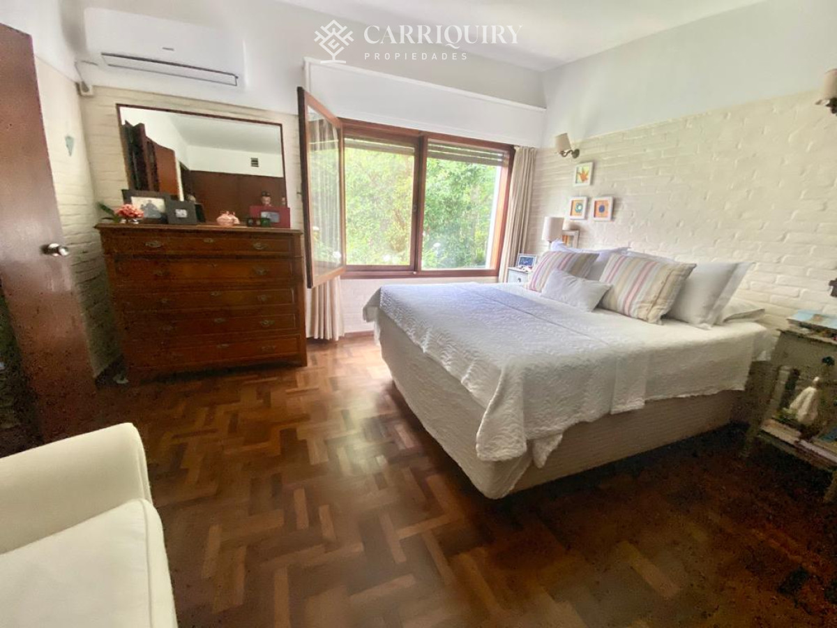 Casa ID.343/Venta-de-Casa-3-DORMITORIOS-en-Pinares,-Punta-del-Este - Casa en alquiler temporario Playa Mansa 3 dormitorios