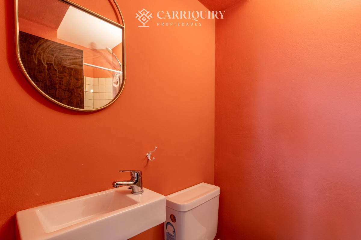 Casa ID.8230 - Casa en alquiler en playa mansa - Punta del Este. 3 dormitorios y servicio