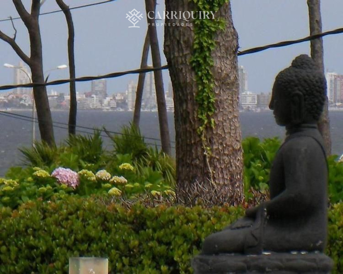 Casa ID.120/Casa-en-venta-Pinar-Del-Faro-5-dormitorios - Casa en alquiler temporario en Pinares, Playa Mansa 5 dormitorios