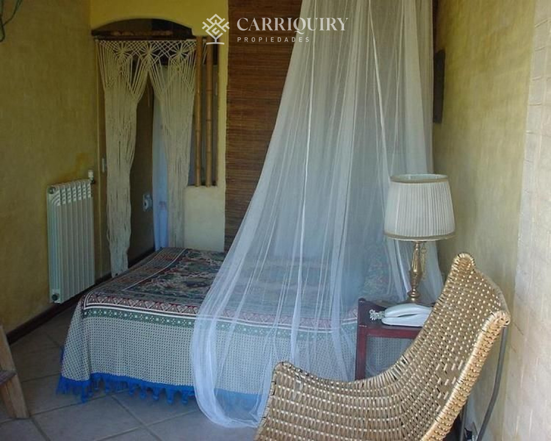 Casa ID.120/Casa-en-venta-Pinar-Del-Faro-5-dormitorios - Casa en alquiler temporario en Pinares, Playa Mansa 5 dormitorios