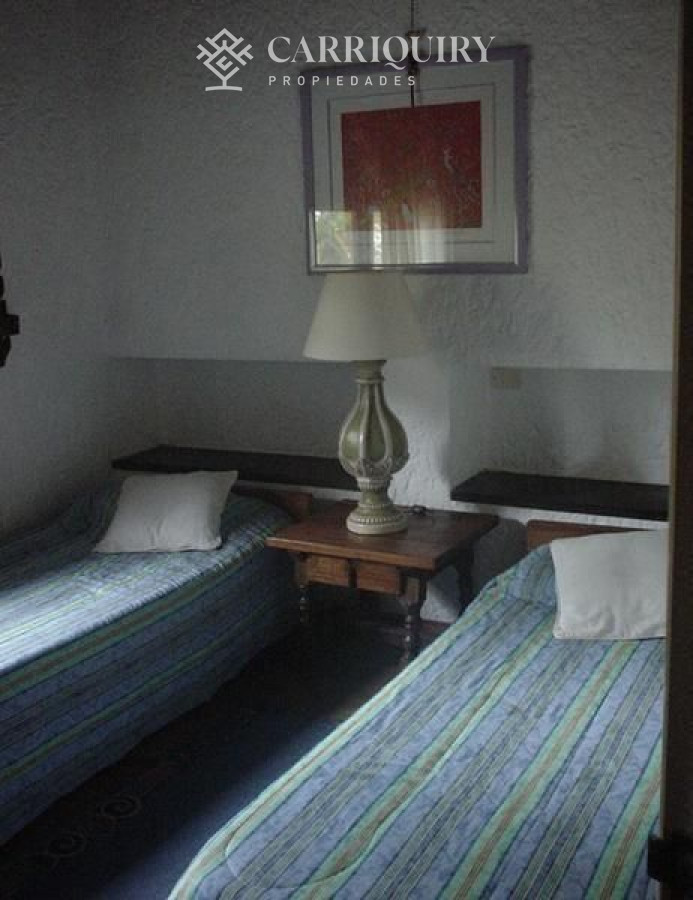 Casa ID.120/Casa-en-venta-Pinar-Del-Faro-5-dormitorios - Casa en alquiler temporario en Pinares, Playa Mansa 5 dormitorios