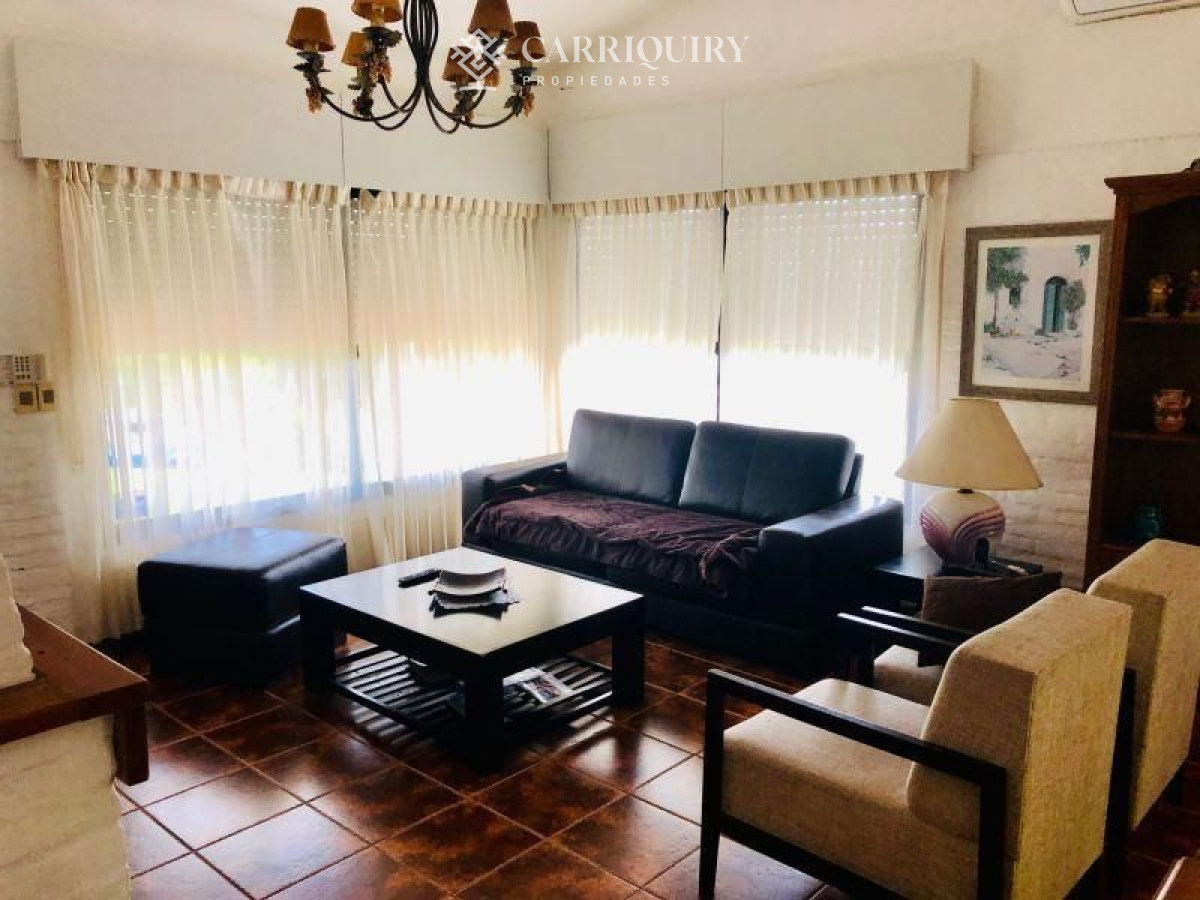 Casa ID.1657/Alquiler-temporario-Casa-8-DORMITORIOS-en-Pinares,-Punta-del-Este. - Casa en alquiler temporario Pinares 3 dormitorios