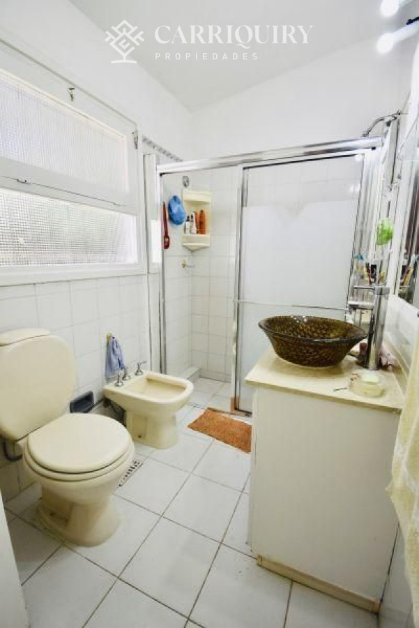 Casa ID.2527/Alquiler-temporario-de-Casa-3-DORMITORIOS-y-dependencia-en-Playa-Mansa,-Punta-del-Este - Casa en alquiler temporario Playa Mansa 3 dormitorios