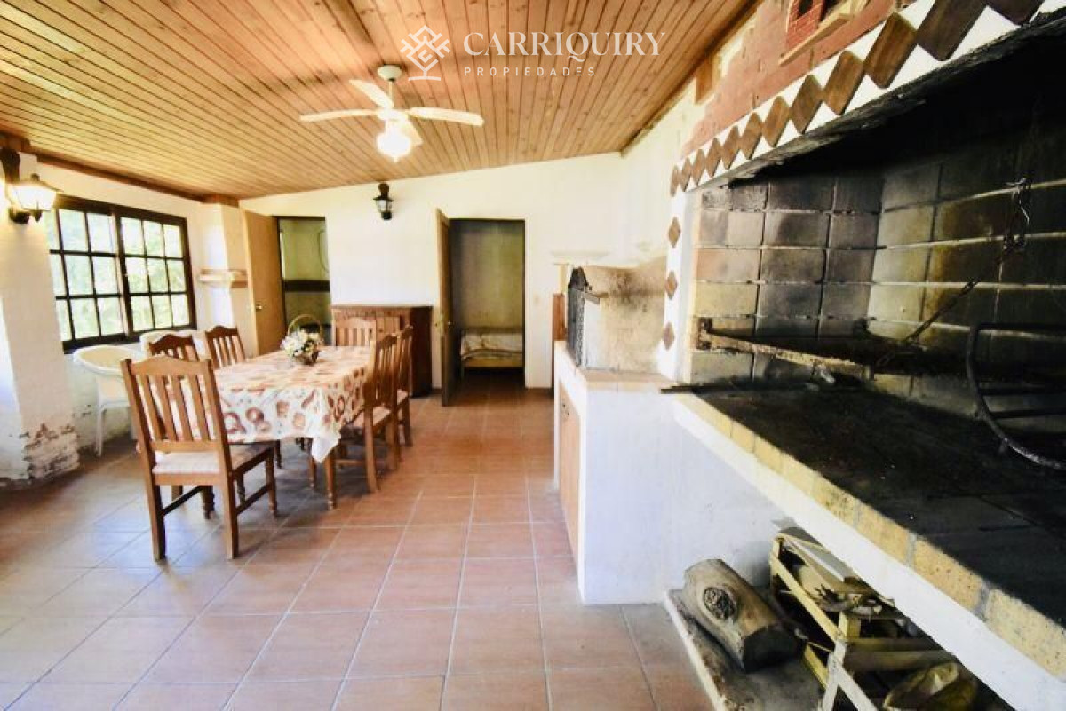 Casa ID.2527/Alquiler-temporario-de-Casa-3-DORMITORIOS-y-dependencia-en-Playa-Mansa,-Punta-del-Este - Casa en alquiler temporario Playa Mansa 3 dormitorios