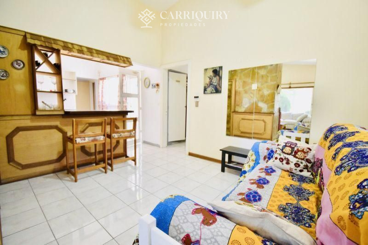 Casa ID.2527/Alquiler-temporario-de-Casa-3-DORMITORIOS-y-dependencia-en-Playa-Mansa,-Punta-del-Este - Casa en alquiler temporario Playa Mansa 3 dormitorios