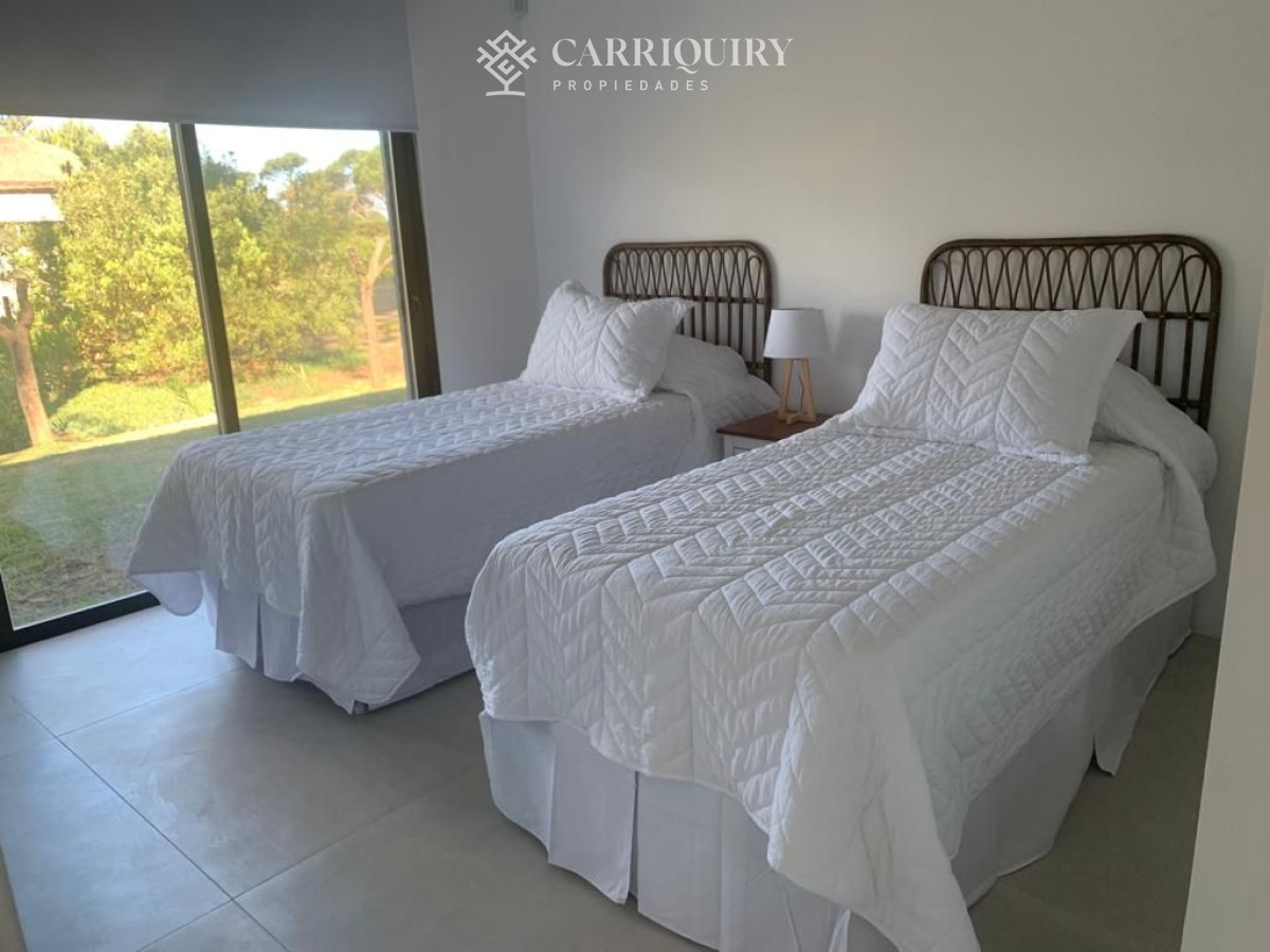 Casa ID.3398/Casa-en-venta-Cantegril-4-dormitorios - Casa en alquiler temporario Jos&eacute; Ignacio 4 dormitorios