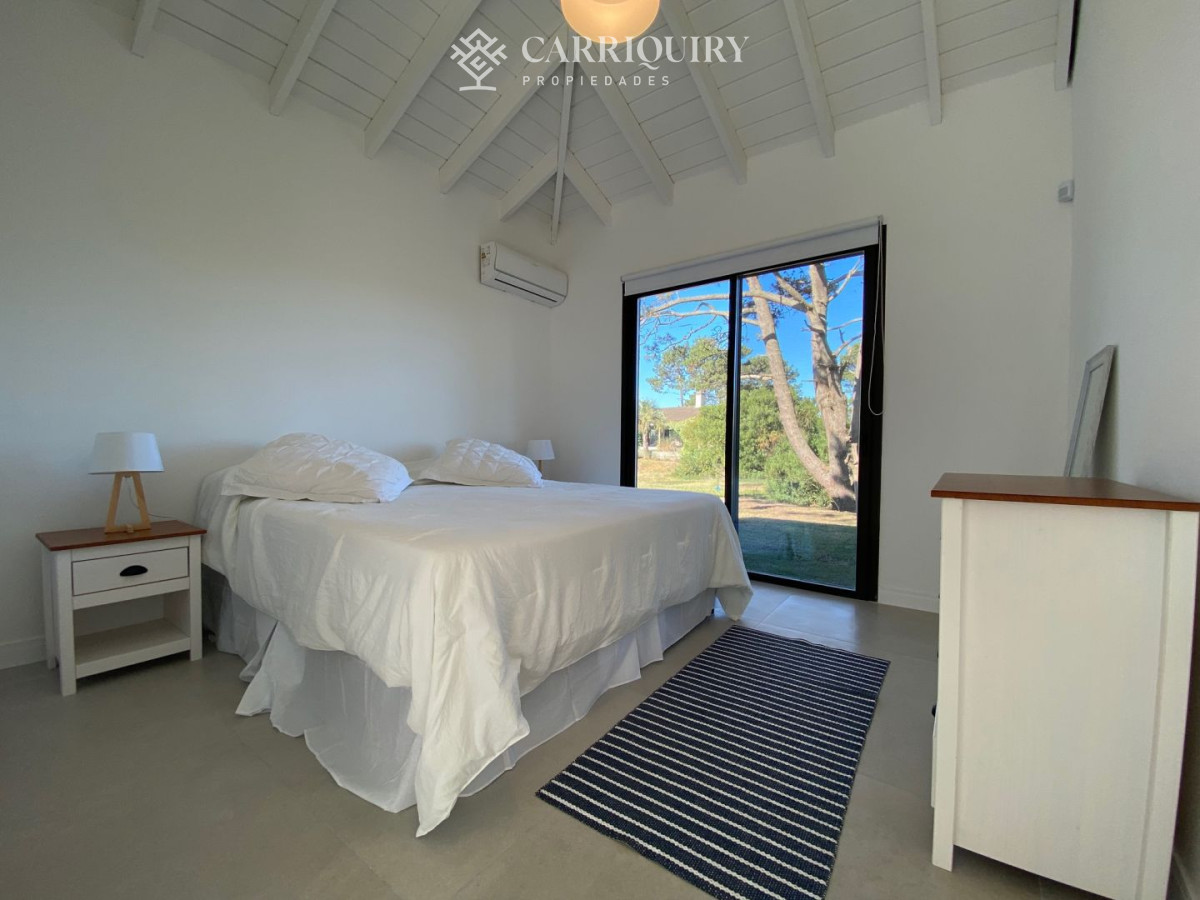 Casa ID.3398/Casa-en-venta-Cantegril-4-dormitorios - Casa en alquiler temporario Jos&eacute; Ignacio 4 dormitorios