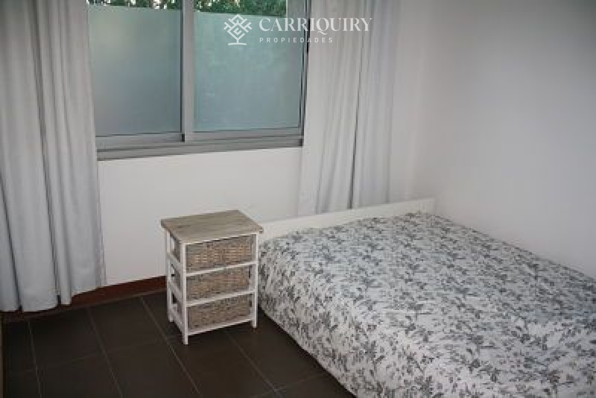 Casa ID.3402/Casa-en-alquiler-temporario-Rincón-Del-Indio-3-dormitorios - Casa en alquiler temporario Rincón Del Indio 5 dormitorios