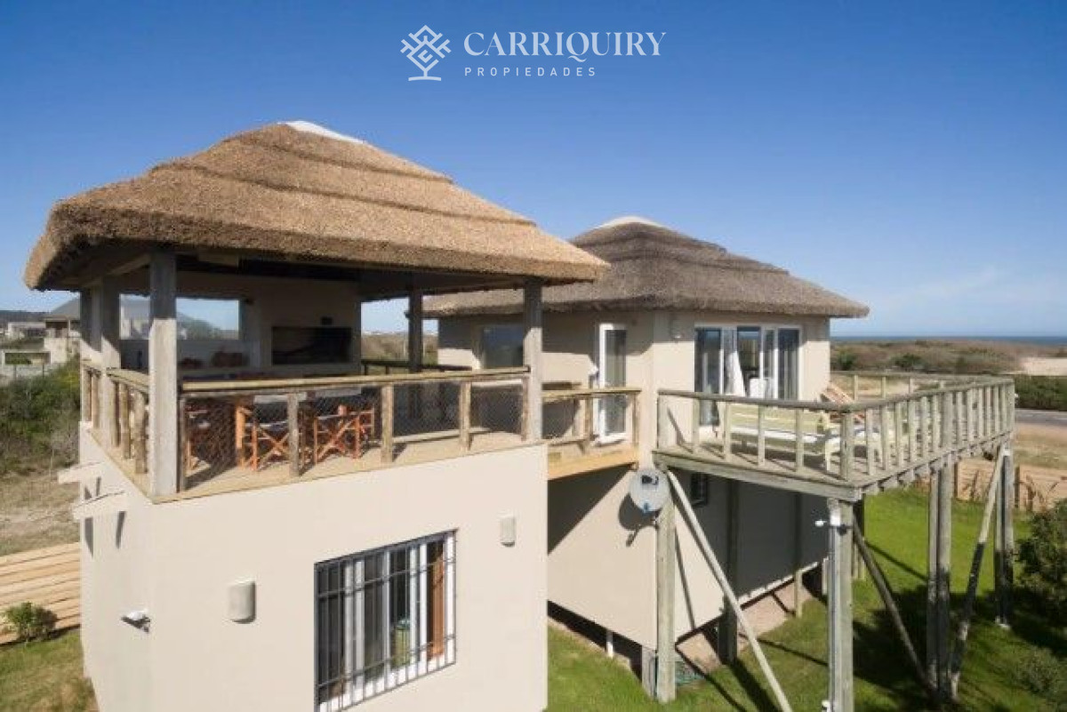 Casa ID.4202/Alquiler-temporario-de-Casa-3-DORMITORIOS-en-La-Barra,-Punta-del-Este. - Casa en alquiler temporario La Juanita 3 dormitorios