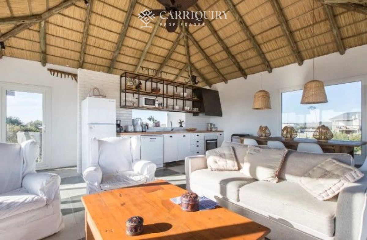 Casa ID.4202/Alquiler-temporario-de-Casa-3-DORMITORIOS-en-La-Barra,-Punta-del-Este. - Casa en alquiler temporario La Juanita 3 dormitorios