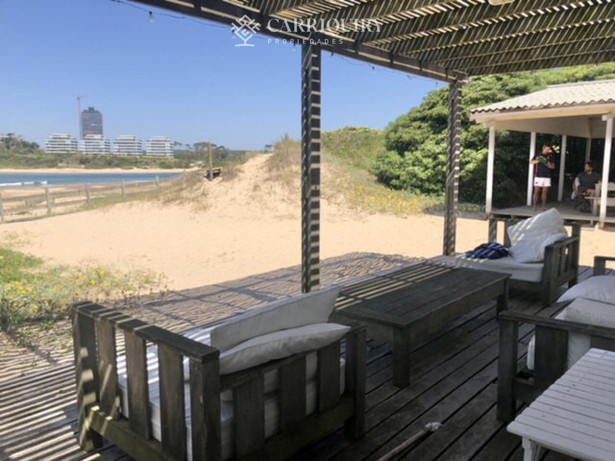 Casa ID.4265/Casa-en-alquiler-temporario-La-Barra-4-dormitorios - Casa en venta La Barra 6 dormitorios