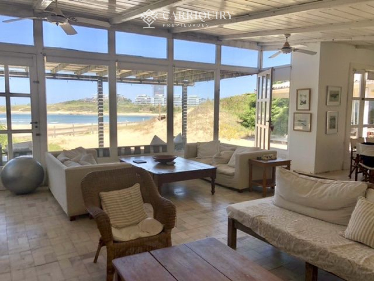 Casa ID.4265/Casa-en-alquiler-temporario-La-Barra-4-dormitorios - Casa en venta La Barra 6 dormitorios