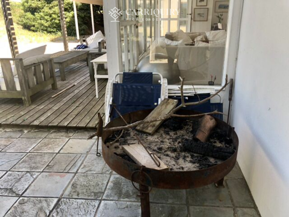 Casa ID.4265/Casa-en-alquiler-temporario-La-Barra-4-dormitorios - Casa en venta La Barra 6 dormitorios