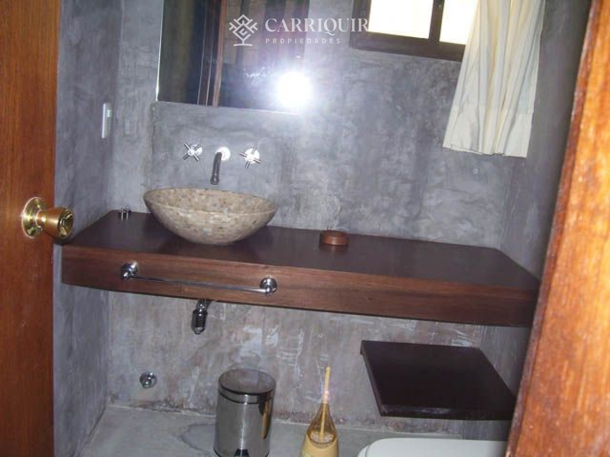 Casa ID.4278/Casa-en-venta-La-Barra-6-dormitorios - Alquiler temporario de Casa 3 DORMITORIOS en La Barra, Punta del Este.