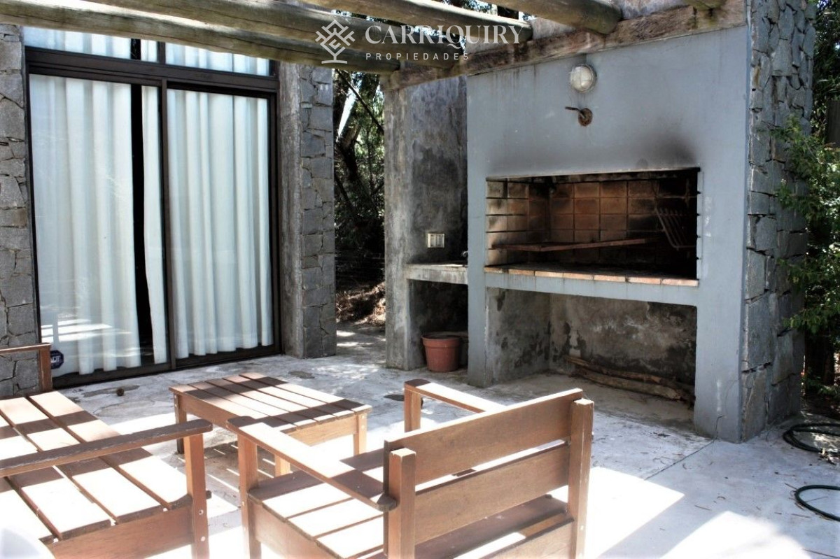 Casa ID.4278/Casa-en-venta-La-Barra-6-dormitorios - Alquiler temporario de Casa 3 DORMITORIOS en La Barra, Punta del Este.