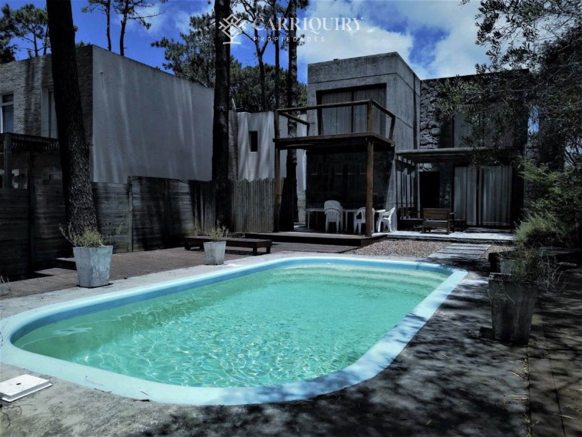 Casa ID.4278/Casa-en-venta-La-Barra-6-dormitorios - Alquiler temporario de Casa 3 DORMITORIOS en La Barra, Punta del Este.