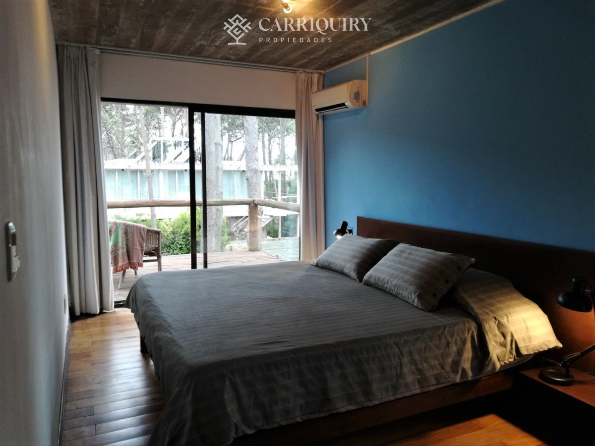 Casa ID.4278/Casa-en-venta-La-Barra-6-dormitorios - Alquiler temporario de Casa 3 DORMITORIOS en La Barra, Punta del Este.