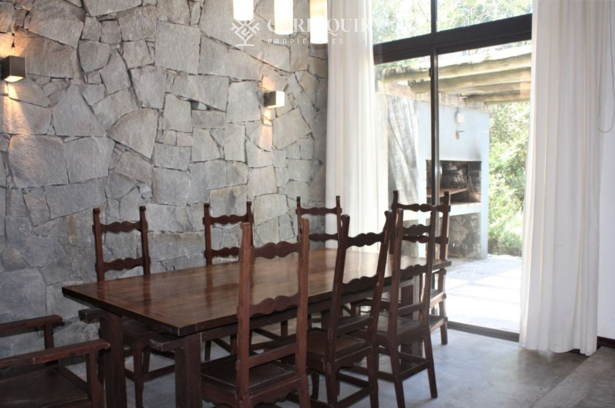 Casa ID.4278/Casa-en-venta-La-Barra-6-dormitorios - Alquiler temporario de Casa 3 DORMITORIOS en La Barra, Punta del Este.