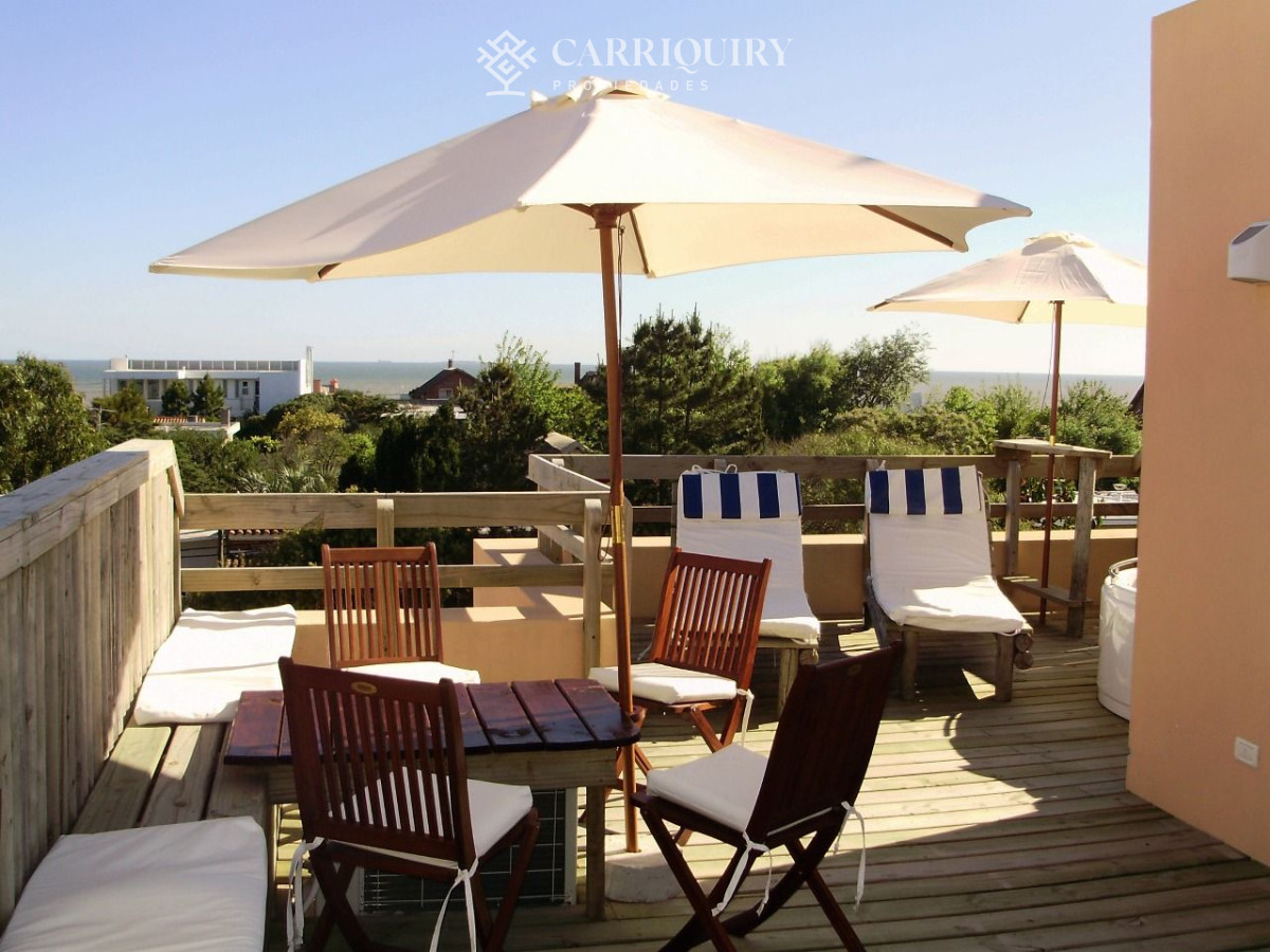 Casa ID.4488/Casa-en-venta-Lugano-5-dormitorios - Alquiler temporario de Casa 3 DORMITORIOS en Manantiales, Punta del Este