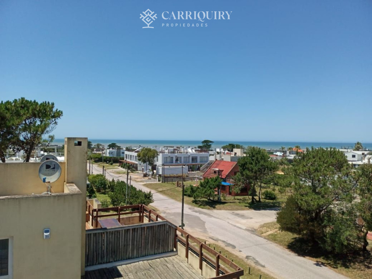 Casa ID.4488/Casa-en-venta-Lugano-5-dormitorios - Alquiler temporario de Casa 3 DORMITORIOS en Manantiales, Punta del Este