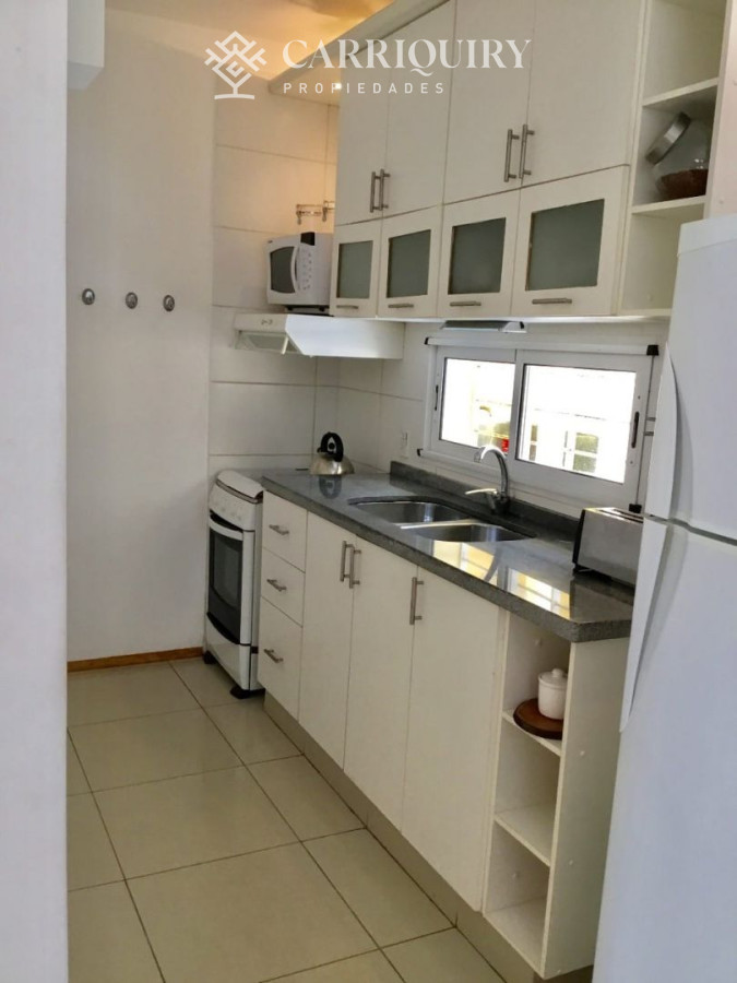 Casa ID.4488/Casa-en-venta-Lugano-5-dormitorios - Alquiler temporario de Casa 3 DORMITORIOS en Manantiales, Punta del Este