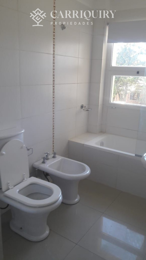 Casa ID.4496/Alquiler-temporario-de-Casa-3-DORMITORIOS-en-Manantiales,-Punta-del-Este - Casa en alquiler temporario Manantiales 3 dormitorios