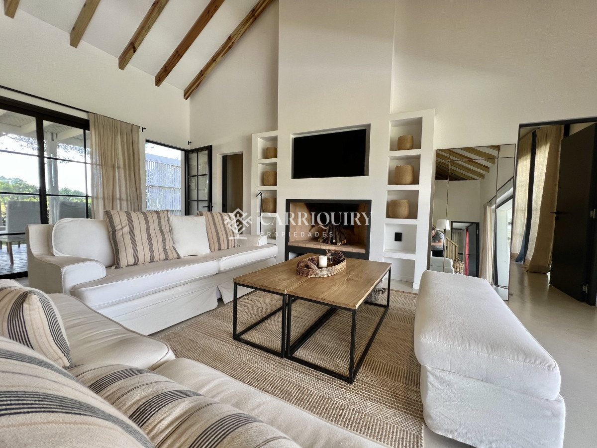 Casa ID.7314 - EXCLUSIVA CHACRA EN VENTA 12 DORMITORIOS A ESTRENA EN 3 CASAS A MINUTOS DE JOSE IGNACIO