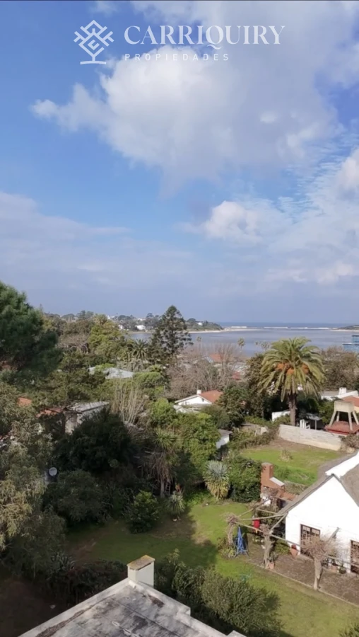 Casa ID.10147 - OPORTUNIDAD CASA DE 3 DORMOTORIOS CON 600 M2 DE TERRENO  EN UNA DEL LAS MEJORES ZONAS DE LA BARRA EL TESORO, 2 PADRONES SE VENDEN JUNTOS
