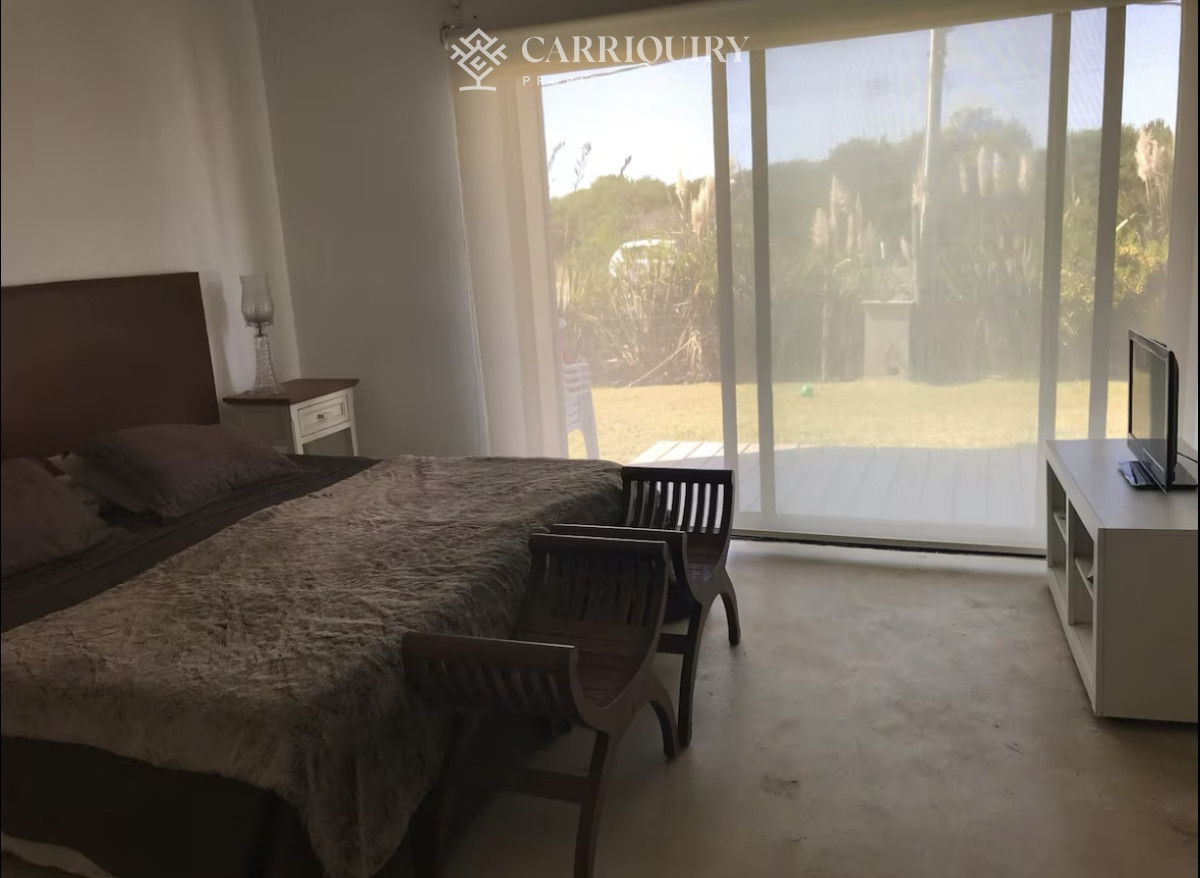 Casa ID.9014 - Casa a la venta en Santa Monica, 3 dormitorios en suite