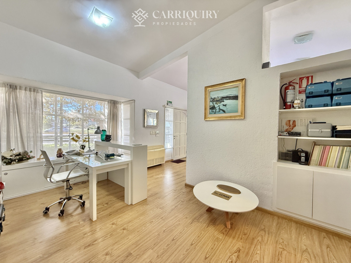 Casa ID.9295/Casa-en-alquiler-temporario-Montoya-3-dormitorios - Casa en ubicación inigualable en Parada 6 - Potencial comercial único. IDEAL CLINICA ODONTOLOGICA