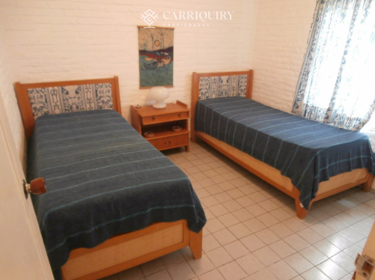 Casa ID.1075/Casa-en-alquiler-temporario-San-Rafael-4-dormitorios - Casa en alquiler temporario San Rafael 3 dormitorios