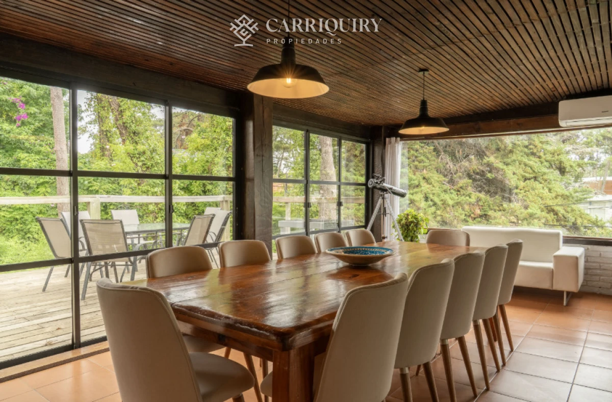 Casa ID.10644 - Exclusiva casa de 4 dormitorios en venta en San Rafael