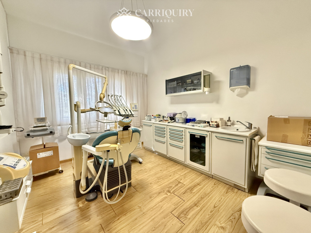 Casa ID.9295/Casa-en-alquiler-temporario-Montoya-3-dormitorios - Casa en ubicación inigualable en Parada 6 - Potencial comercial único. IDEAL CLINICA ODONTOLOGICA