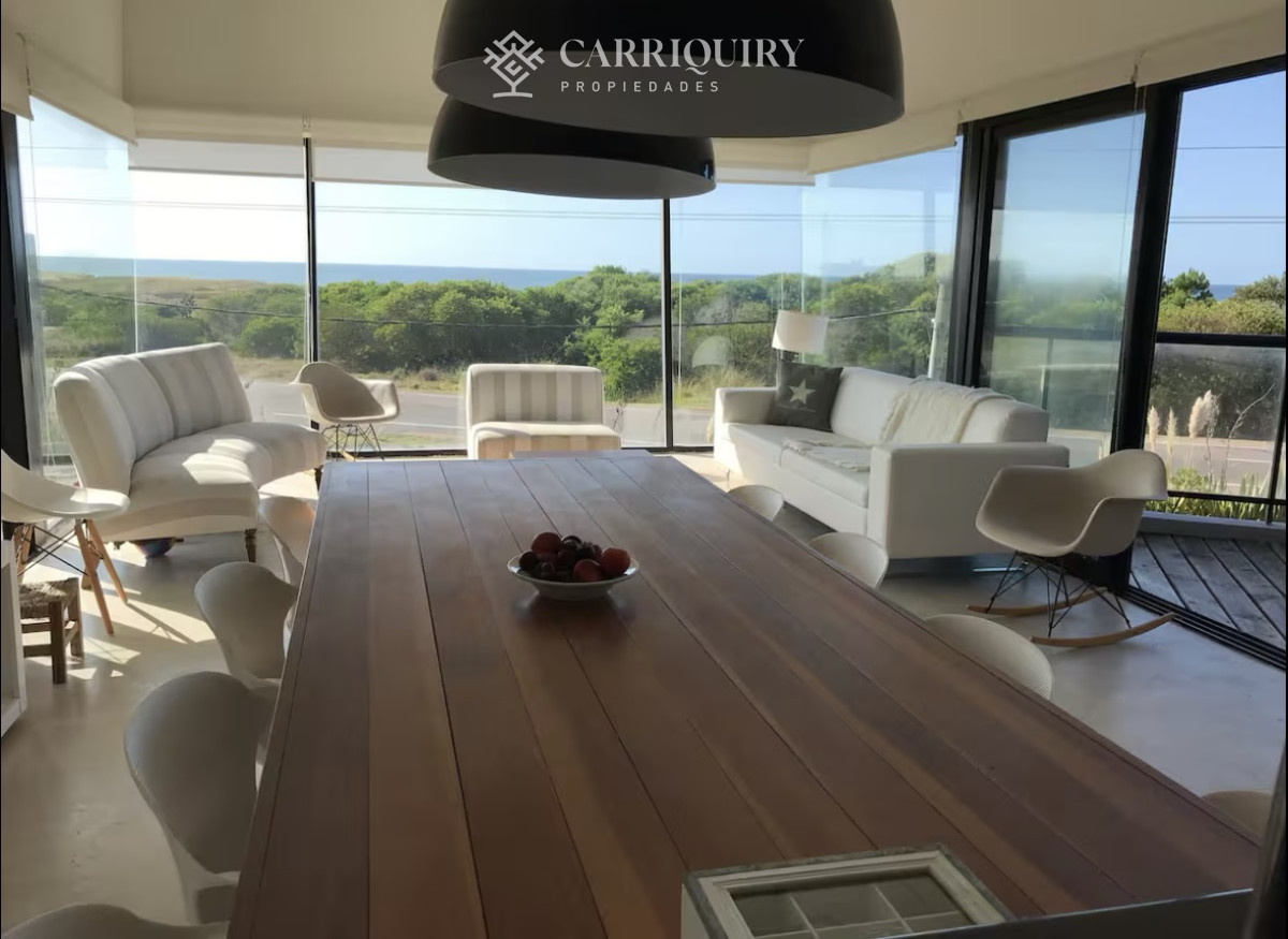 Casa ID.9014 - Casa a la venta en Santa Monica, 3 dormitorios en suite