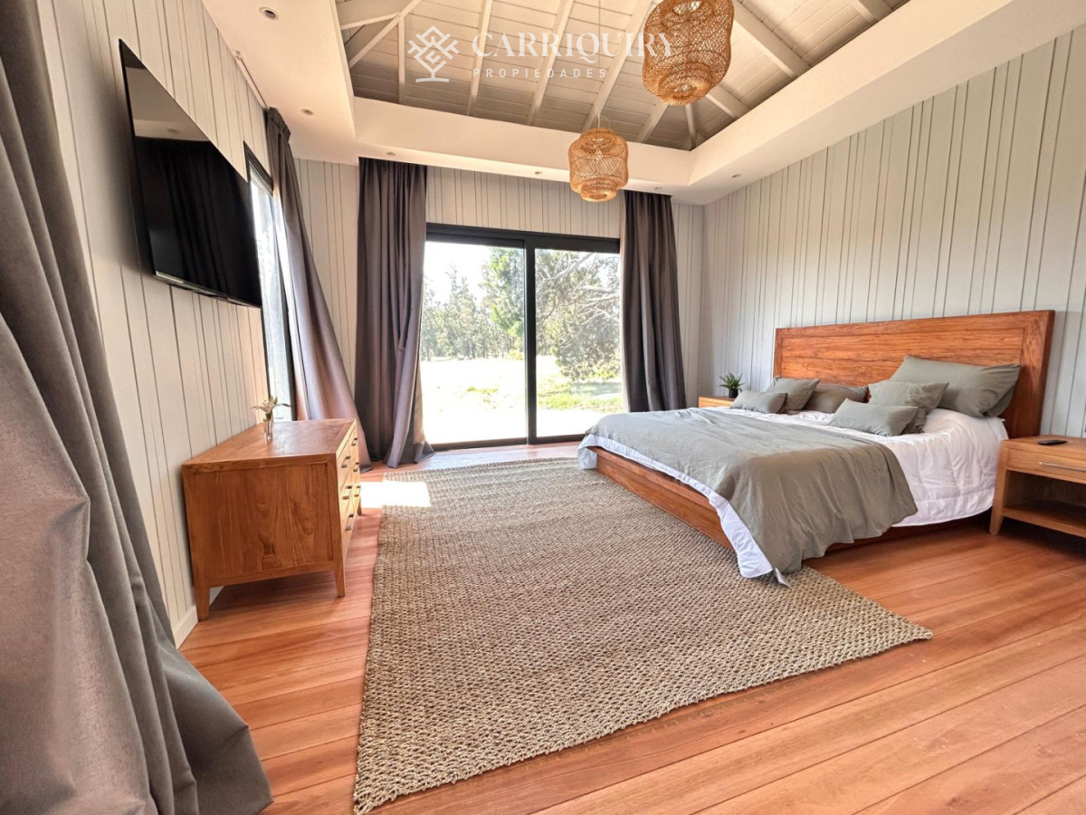 Casa ID.9364/Casa-en-alquiler-de-enero-4-dormitorios-en-San-Rafael-Punta-del-este- - Puerto Quetzal 