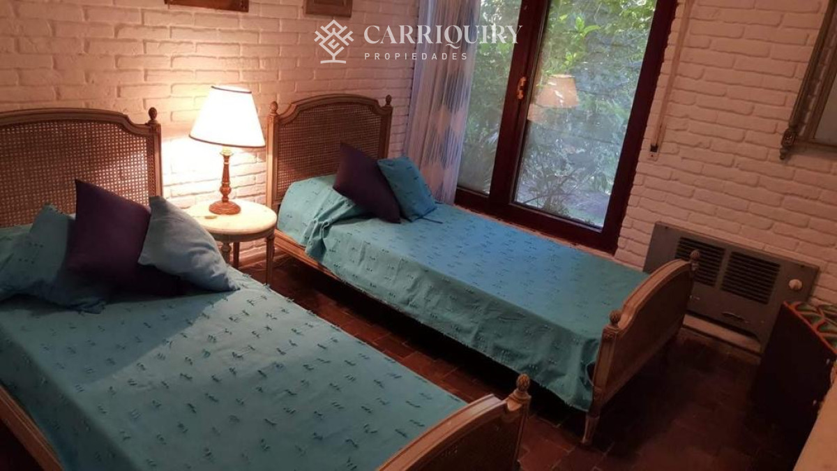Casa ID.9240/Cómodos-ambientes,-propiedad-ideal-para-vacacionar. -  En la Mansa a solo 3 cuadras del mar .