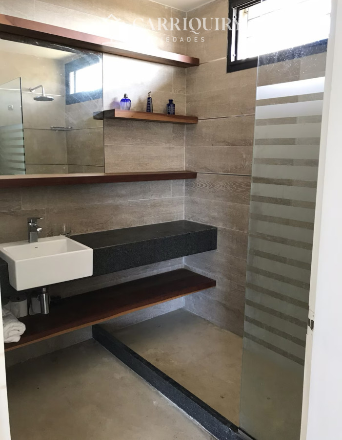 Casa ID.9014 - Casa a la venta en Santa Monica, 3 dormitorios en suite