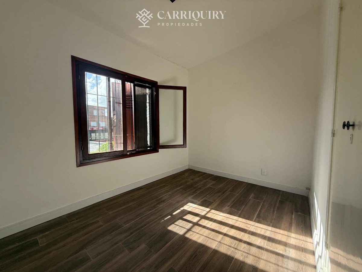 Casa ID.8231 - CASA EN VENTA 3 DORMITORIO A 50 METROS DE PLAYA MANSA LAS DELICIAS PUNTA DEL ESTE