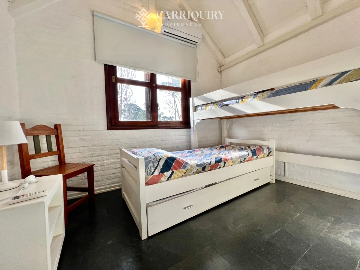 Casa ID.6809 - CASA EN VENTA 2 DORMITORIOS BARRIO PRIVADO PARQUE PINARES PUNTA DEL ESTE