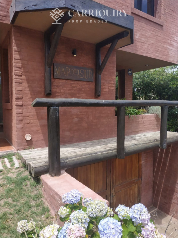 Casa ID.9609/Casa-en-venta-en-Laguna-de-los-Cisnes - CASA EN VENTA LA BARRA 