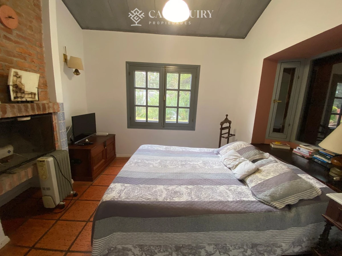 Casa ID.8253/Casa-2-dormitorios-en-Playa-Mansa,-parrillero,-piscina-y-jacuzzi. - Casa en alquiler Paradas Playa Brava Punta del este